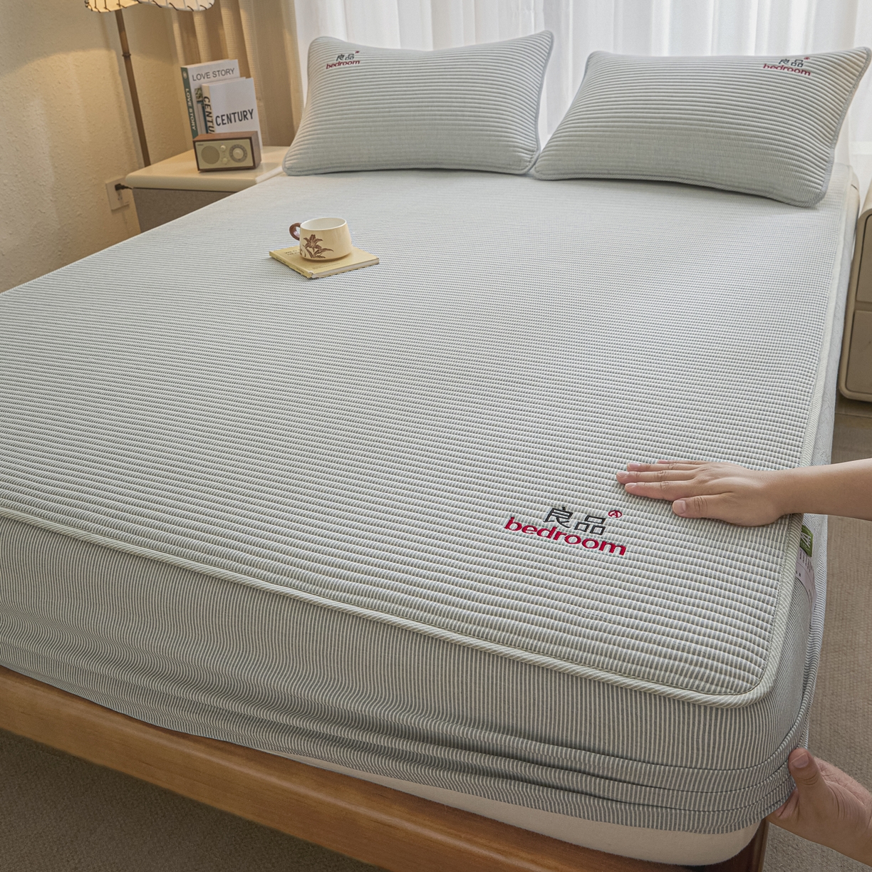 91家纺网 家纺一手货源 找家纺 （总）芬晴家纺 2025新款全棉密条夹棉床笠良品系列