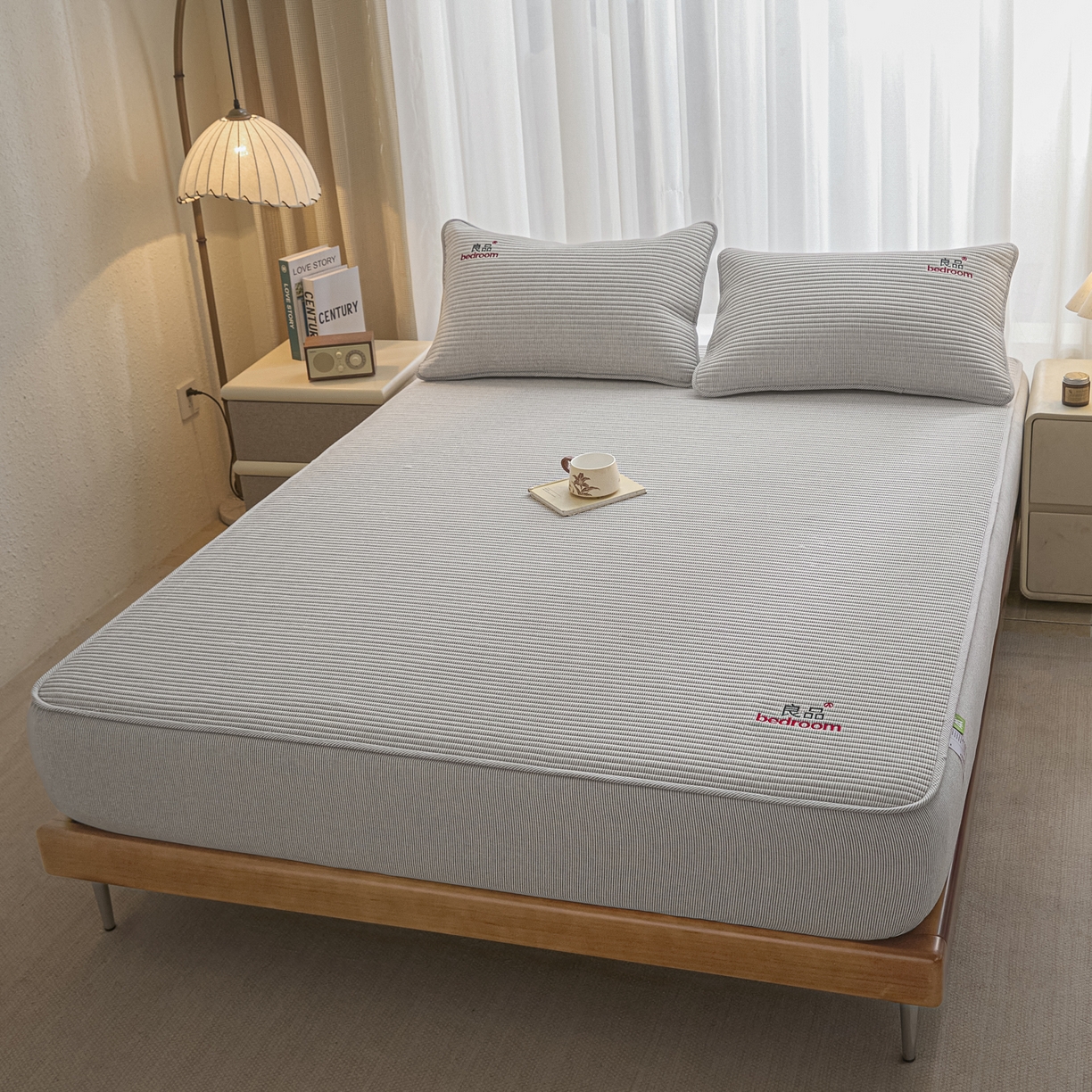 91家纺网 家纺一手货源 找家纺 芬晴家纺 2025新款全棉密条夹棉床笠良品系列 密条-灰