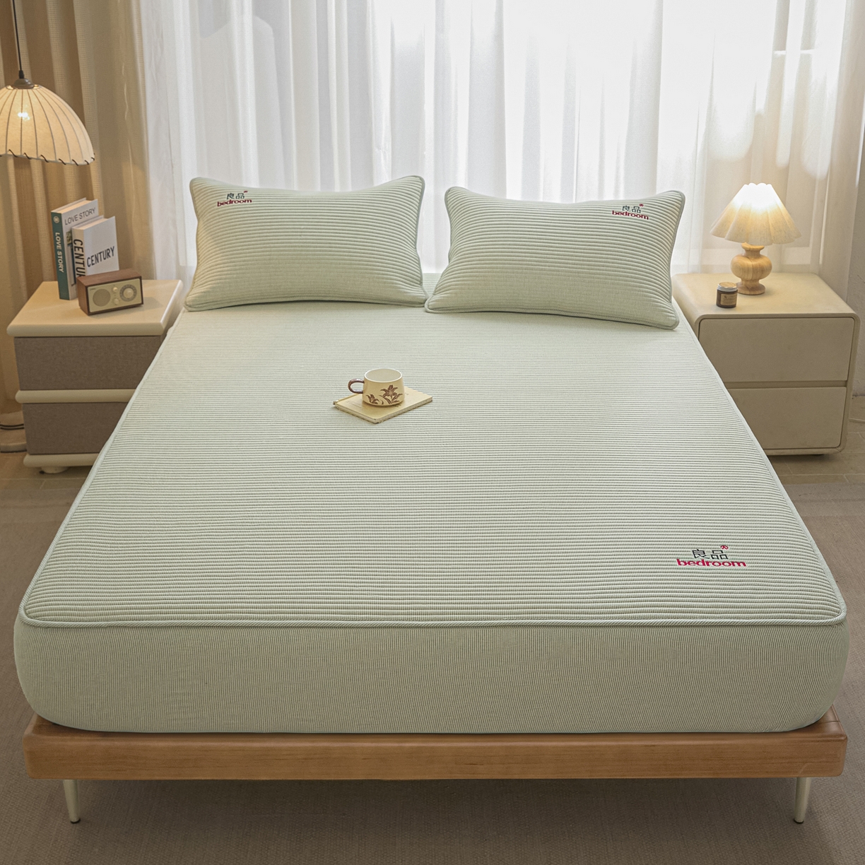 91家纺网 家纺一手货源 找家纺 芬晴家纺 2025新款全棉密条夹棉床笠良品系列 密条-果绿