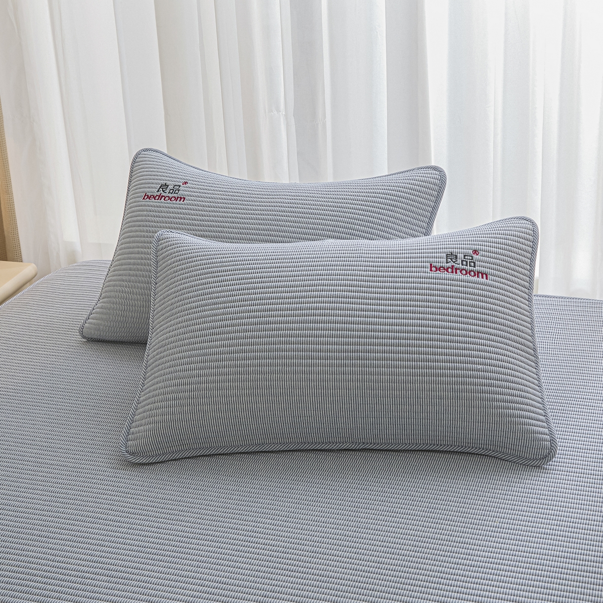 91家纺网 家纺一手货源 找家纺 芬晴家纺 2025新款全棉密条夹棉床笠良品系列 密条-牛仔蓝