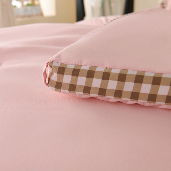 91家纺网 家纺一手货源 找家纺 爱诗诺家纺 2025新款无印风棋盘格立体新疆棉花被被子被芯 棋盘格-樱花粉