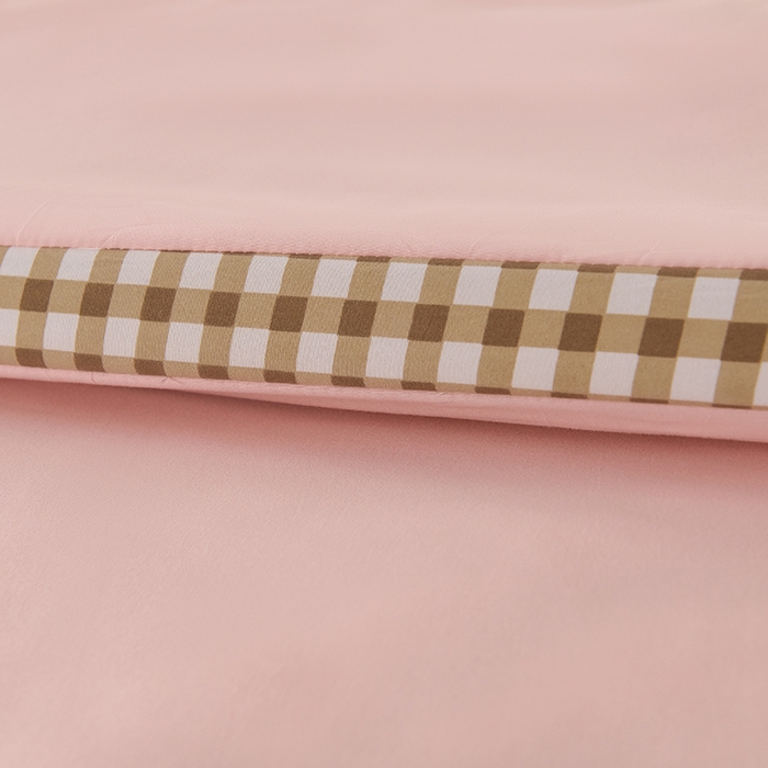 91家纺网 家纺一手货源 找家纺 爱诗诺家纺 2025新款无印风棋盘格立体新疆棉花被被子被芯 棋盘格-樱花粉