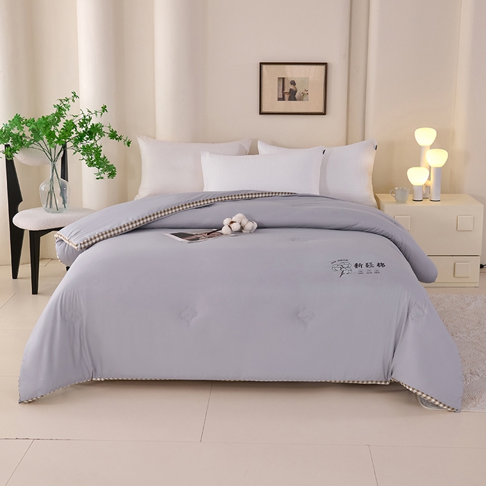 91家纺网 家纺一手货源 找家纺 爱诗诺家纺 2025新款无印风棋盘格立体新疆棉花被被子被芯 棋盘格-经典灰