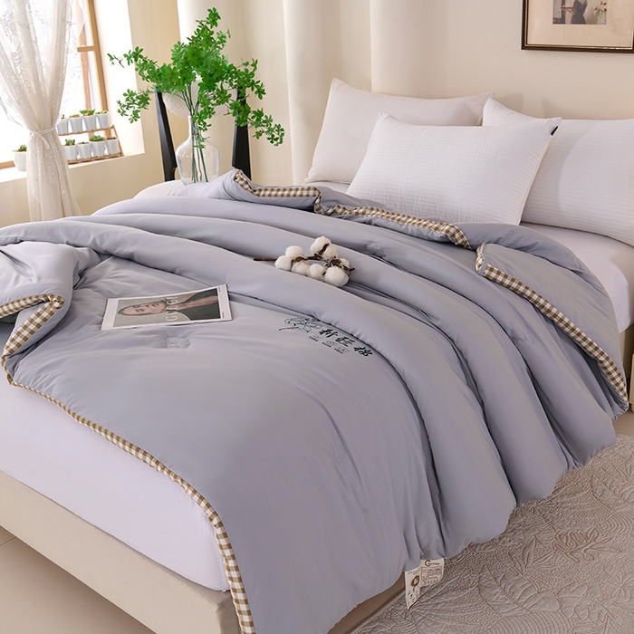 91家纺网 家纺一手货源 找家纺 爱诗诺家纺 2025新款无印风棋盘格立体新疆棉花被被子被芯 棋盘格-经典灰