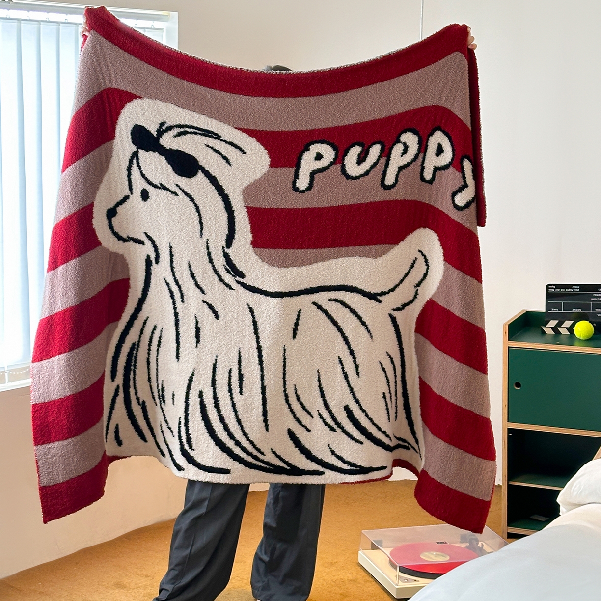 91家纺网 家纺一手货源 找家纺 （总）RYB红黄兰 2025新款设计师原创多功能针织半边绒毛毯午休毯盖毯加厚毯子