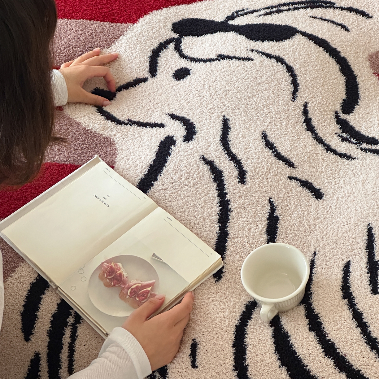 91家纺网 家纺一手货源 找家纺 （总）RYB红黄兰 2025新款设计师原创多功能针织半边绒毛毯午休毯盖毯加厚毯子