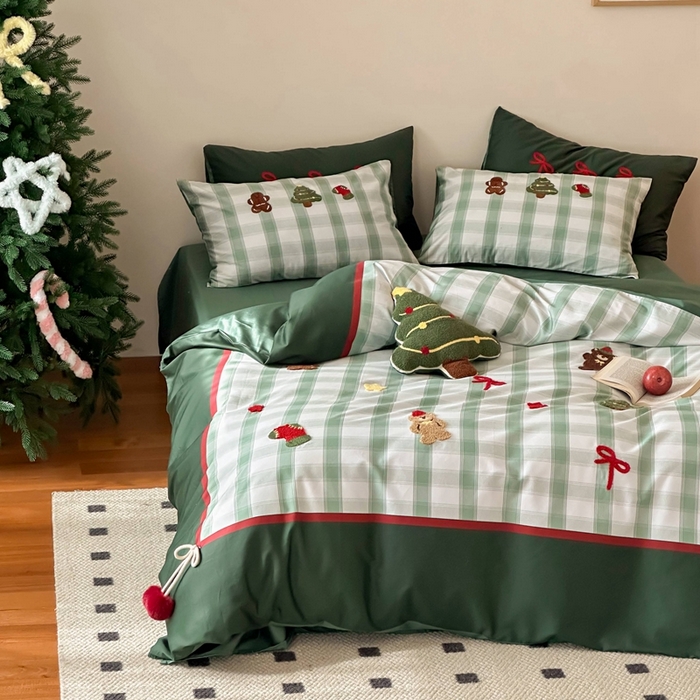 91家纺网 家纺一手货源 找家纺 （总）西西家居 2025新款100支澳棉全棉纯棉刺绣四件套-圣诞树送抱枕（会员-20元 抱枕限定送送送 各平台严格控价劵后不低于368元起）