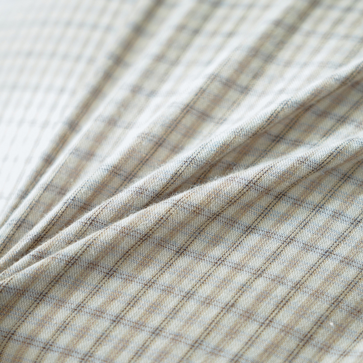 91家纺网 家纺一手货源 找家纺 蔻眠 花边款多功能全棉月亮长抱枕夹腿抱枕芯月亮枕头 花边款月亮-灰格