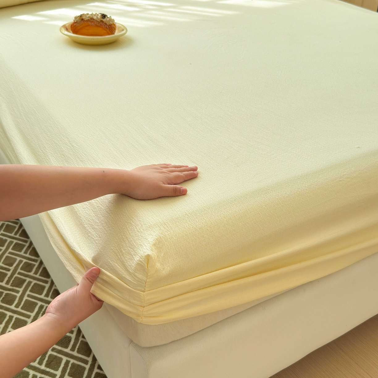 91家纺网 家纺一手货源 找家纺 富阿娜家纺 2025新款120克超柔云朵棉双层纱床笠三件套 云朵米黄