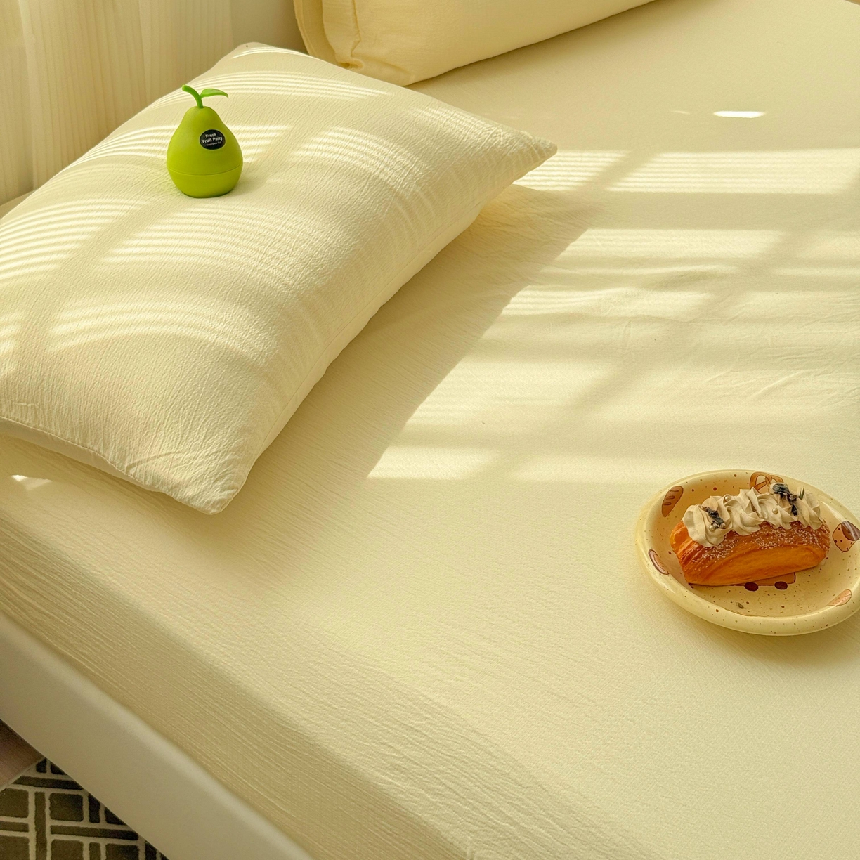 91家纺网 家纺一手货源 找家纺 富阿娜家纺 2025新款120克超柔云朵棉双层纱床笠三件套 云朵米黄