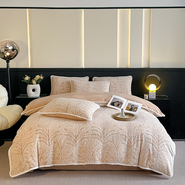 91家纺网 家纺一手货源 找家纺 （总）莱越家纺 2025新款牛奶雕花绒四件套