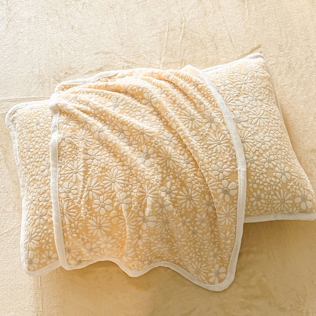 91家纺网 家纺一手货源 找家纺 （总）莱越家纺 2025新款牛奶雕花绒四件套