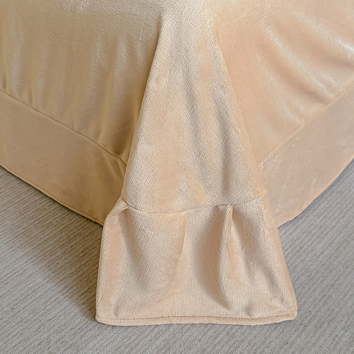 91家纺网 家纺一手货源 找家纺 莱越家纺 2025新款牛奶雕花绒四件套 蝴蝶梦