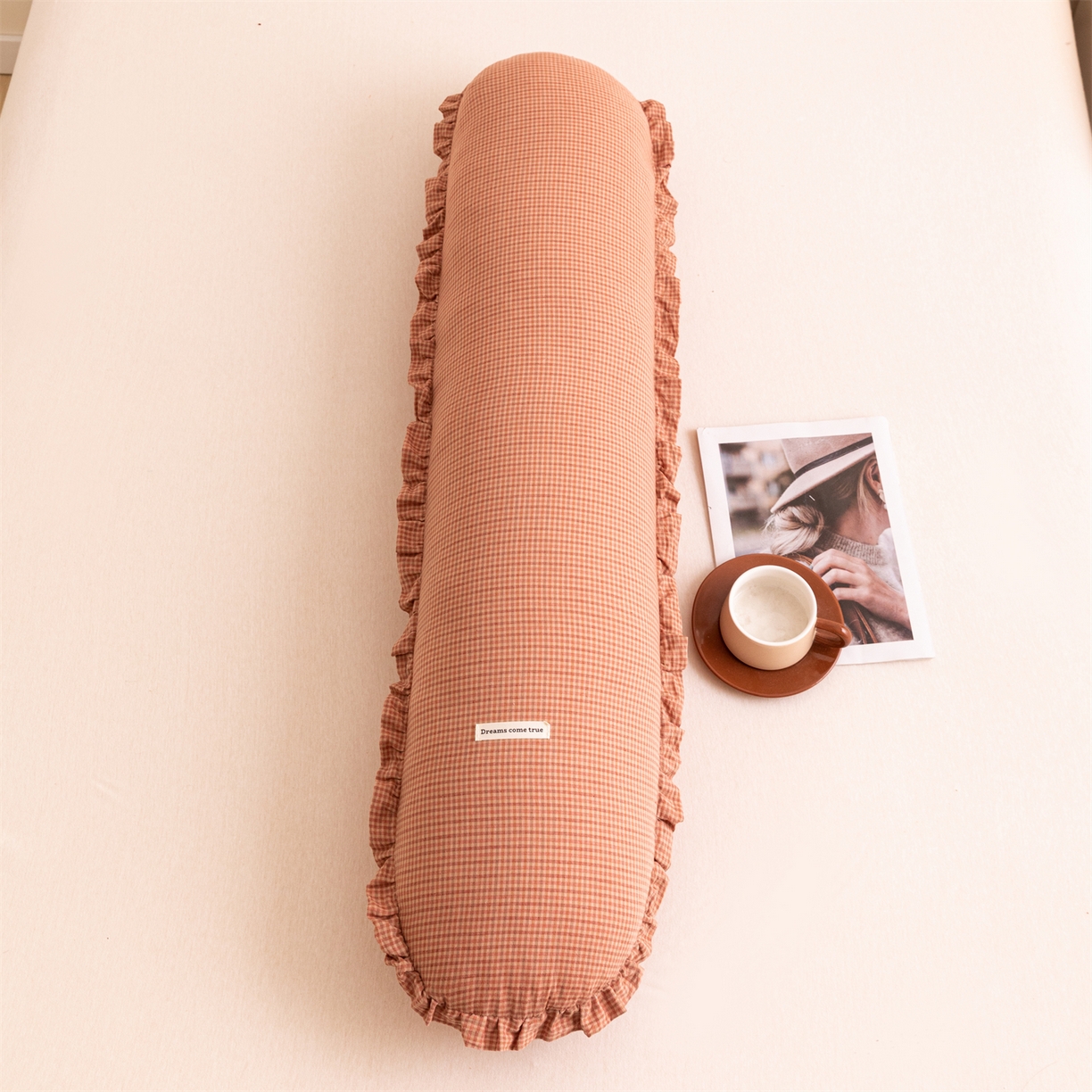 91家纺网 家纺一手货源 找家纺 卓昌枕芯 2025新款全棉糖果抱枕月亮抱枕可拆洗加内胆 糖果-红