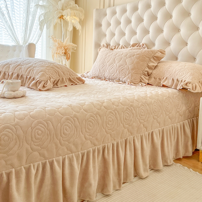 91家纺网 家纺一手货源 找家纺 网红馆（ck家纺） 2025新款牛奶绒花边床盖单品床盖床盖单件-甜蜜蜜 甜蜜蜜-咖