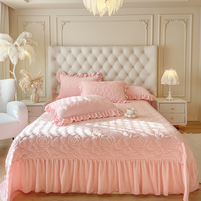 91家纺网 家纺一手货源 找家纺 （总）网红馆（ck家纺） 2025新款高克重牛奶绒单床裙 床裙单件卡妮娜系列