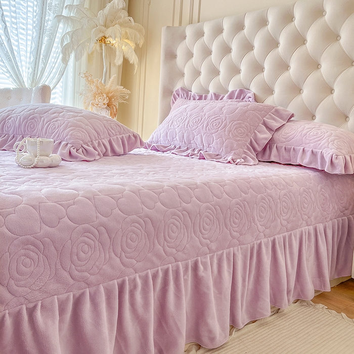 91家纺网 家纺一手货源 找家纺 网红馆（ck家纺） 2025新款牛奶绒花边床盖单品床盖床盖单件-甜蜜蜜 甜蜜蜜-紫