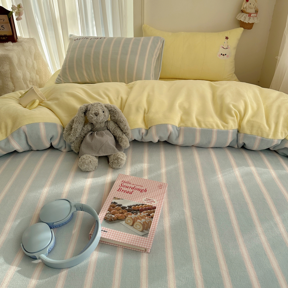 91家纺网 家纺一手货源 找家纺 韩都家居 2025新款卡通贴布绣系列加厚牛奶绒四件套 顽皮西高地