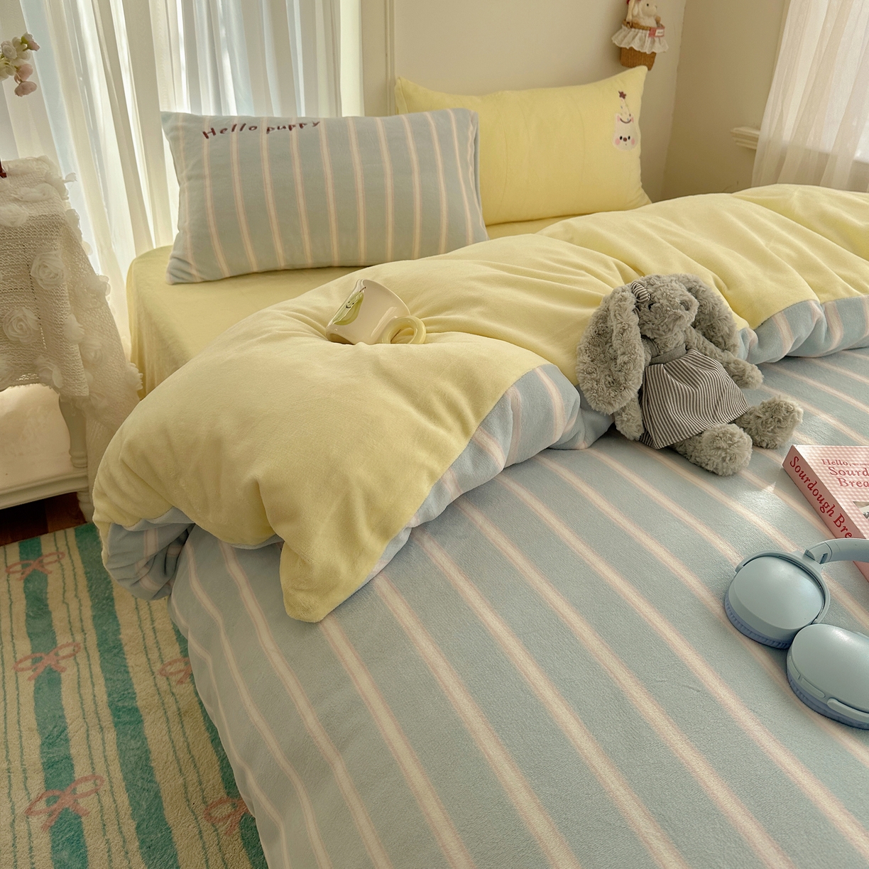 91家纺网 家纺一手货源 找家纺 韩都家居 2025新款卡通贴布绣系列加厚牛奶绒四件套 顽皮西高地