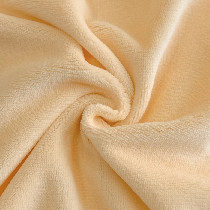 91家纺网 家纺一手货源 找家纺 畅畅家纺 2025新款牛奶绒大版贴布绣四件套 富贵花开-麦黄