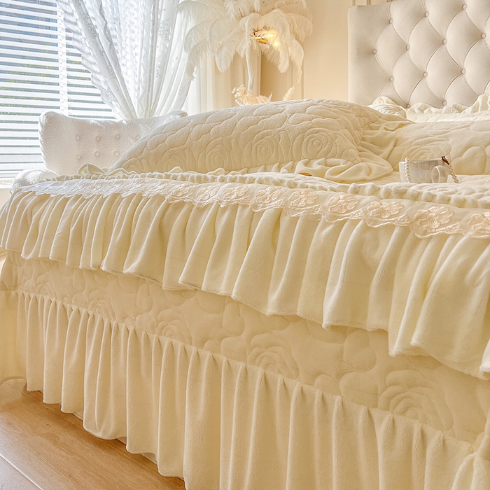 91家纺网 家纺一手货源 找家纺 网红馆（ck家纺） 2025新款牛奶绒花边床盖四件套-甜蜜蜜 甜蜜蜜-米