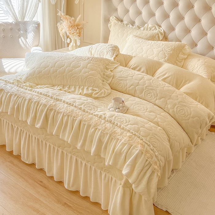 91家纺网 家纺一手货源 找家纺 网红馆（ck家纺） 2025新款牛奶绒花边床盖四件套-甜蜜蜜 甜蜜蜜-米