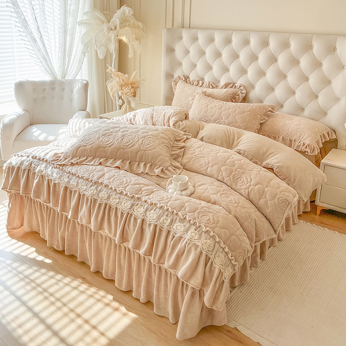 91家纺网 家纺一手货源 找家纺 网红馆（ck家纺） 2025新款牛奶绒花边床盖四件套-甜蜜蜜 甜蜜蜜-咖