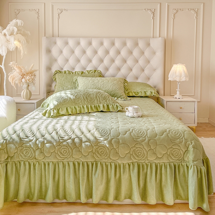 91家纺网 家纺一手货源 找家纺 网红馆（ck家纺） 2025新款牛奶绒花边床盖四件套-甜蜜蜜 甜蜜蜜-绿