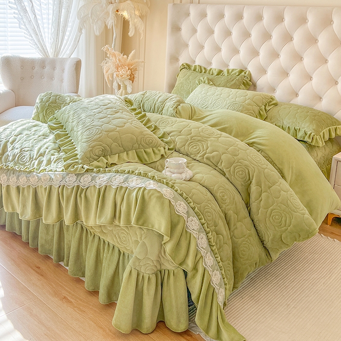 91家纺网 家纺一手货源 找家纺 网红馆（ck家纺） 2025新款牛奶绒花边床盖四件套-甜蜜蜜 甜蜜蜜-绿