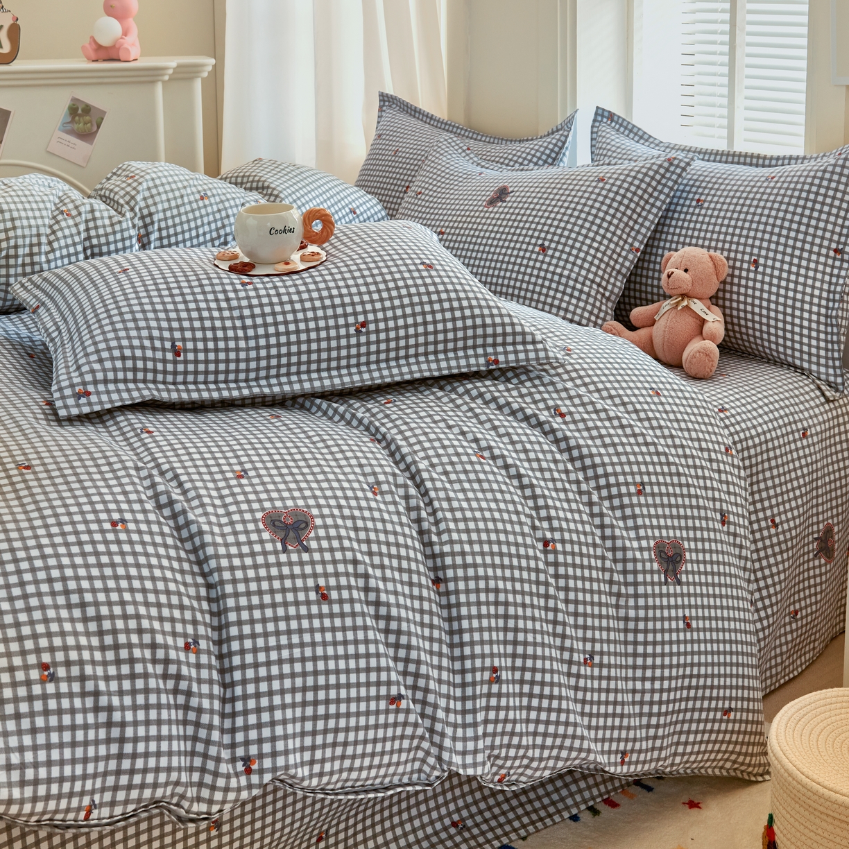 91家纺网 家纺一手货源 找家纺 简冠家纺 2025新款印花植物羊绒磨毛四件套 假日礼物