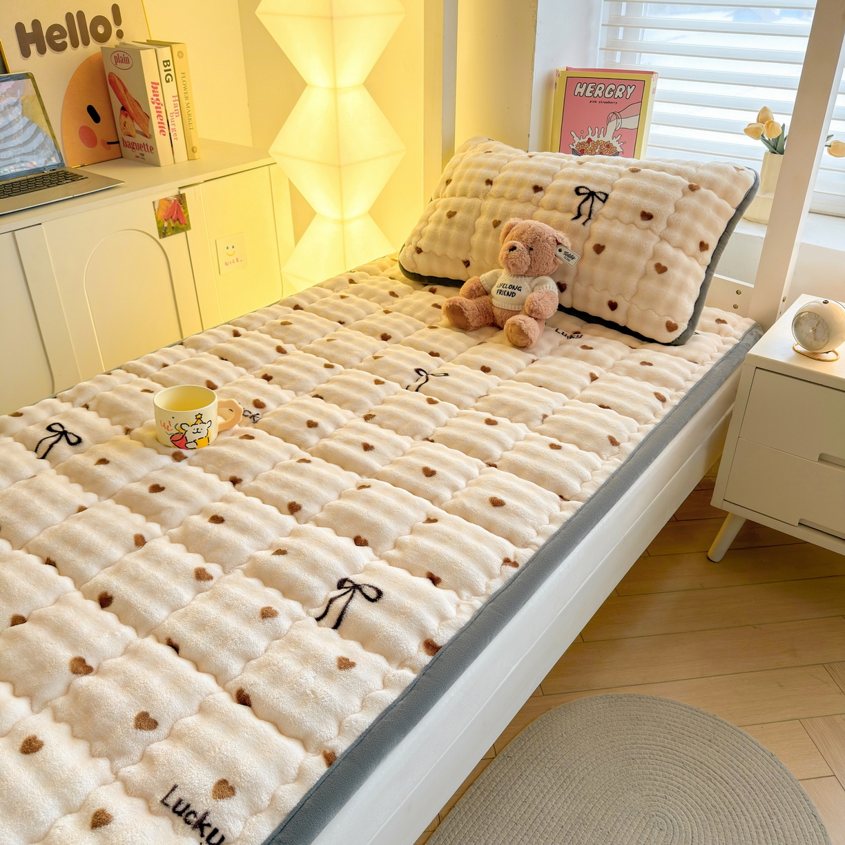 91家纺网 家纺一手货源 找家纺 （总）奇丝雅 2025新款A类牛奶绒泡泡绒床褥床垫床盖兔毛绒家用学生宿舍上下铺寝室褥子软垫床护垫夹棉（学生床）