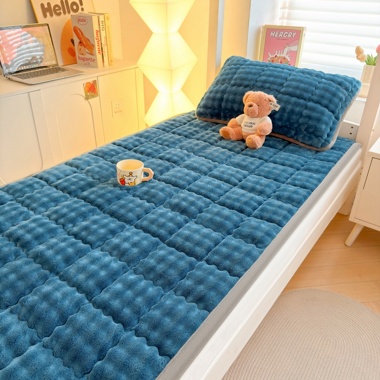 91家纺网 家纺一手货源 找家纺 奇丝雅 2025新款A类牛奶绒泡泡绒床褥床垫床盖兔毛绒家用学生宿舍上下铺寝室褥子软垫床护垫夹棉（学生床） 暖绒蓝