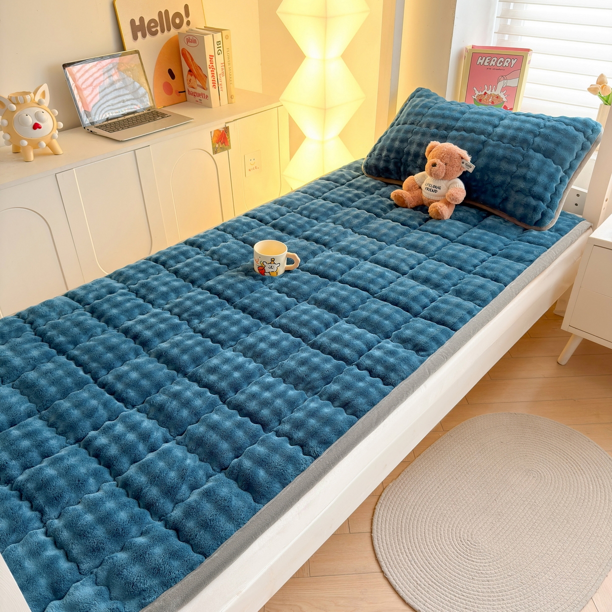 91家纺网 家纺一手货源 找家纺 奇丝雅 2025新款A类牛奶绒泡泡绒床褥床垫床盖兔毛绒家用学生宿舍上下铺寝室褥子软垫床护垫夹棉（学生床） 暖绒蓝