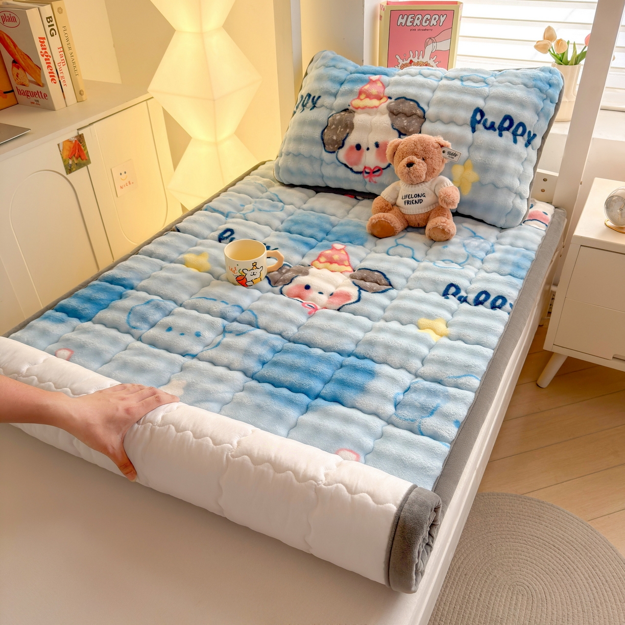 91家纺网 家纺一手货源 找家纺 奇丝雅 2025新款A类牛奶绒泡泡绒床褥床垫床盖兔毛绒家用学生宿舍上下铺寝室褥子软垫床护垫夹棉（学生床） 趴趴狗