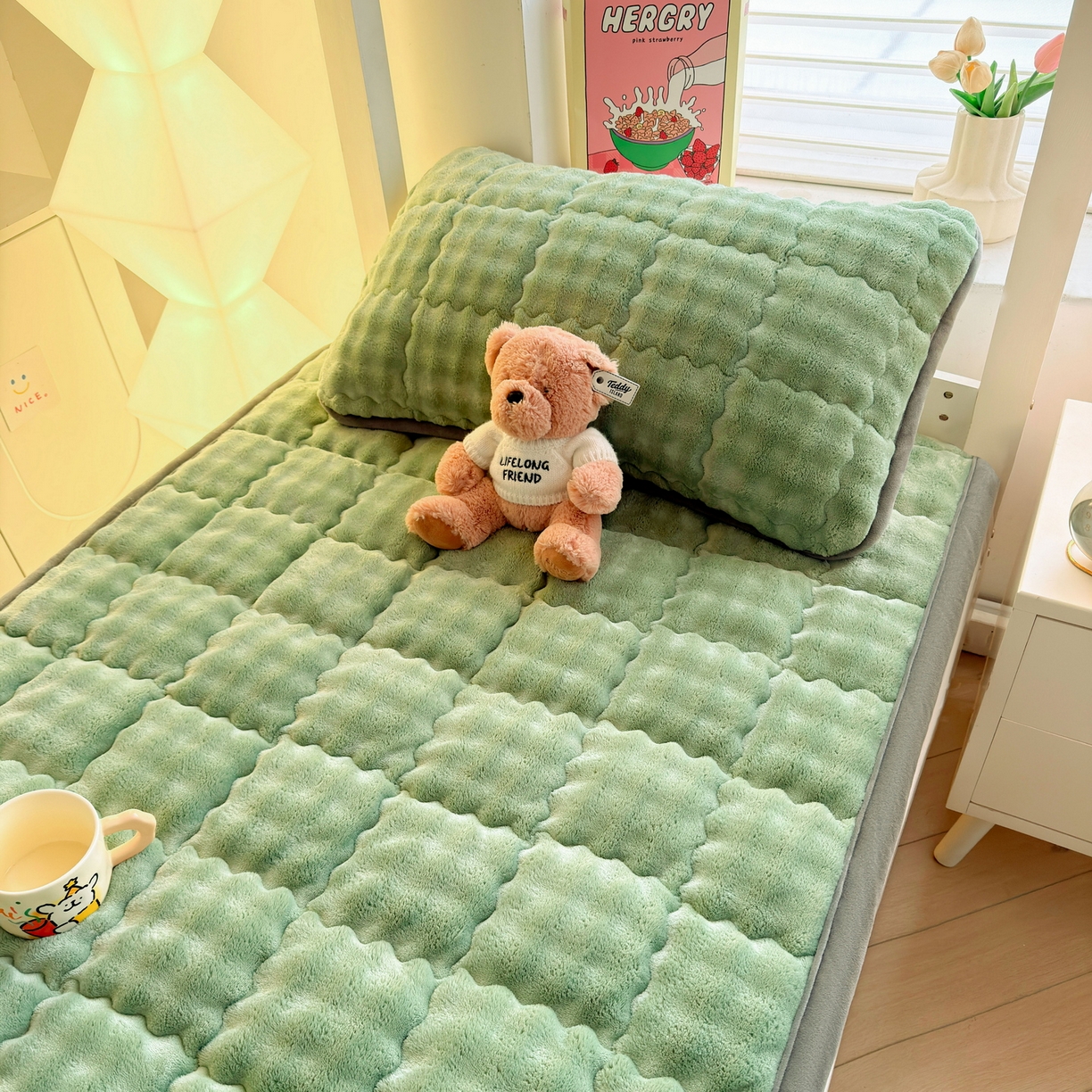 91家纺网 家纺一手货源 找家纺 奇丝雅 2025新款A类牛奶绒泡泡绒床褥床垫床盖兔毛绒家用学生宿舍上下铺寝室褥子软垫床护垫夹棉（学生床） 清新绿