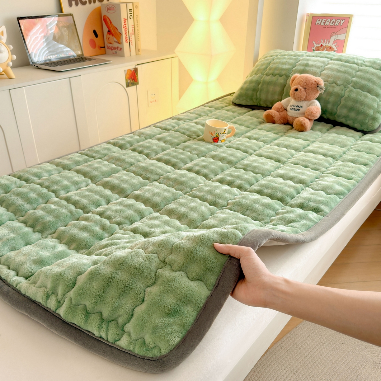 91家纺网 家纺一手货源 找家纺 奇丝雅 2025新款A类牛奶绒泡泡绒床褥床垫床盖兔毛绒家用学生宿舍上下铺寝室褥子软垫床护垫夹棉（学生床） 清新绿