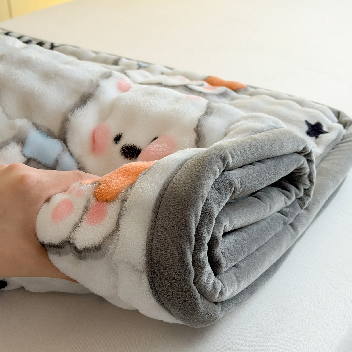 91家纺网 家纺一手货源 找家纺 奇丝雅 2025新款A类牛奶绒泡泡绒床褥床垫床盖兔毛绒家用学生宿舍上下铺寝室褥子软垫床护垫夹棉（学生床） 星星猫咪