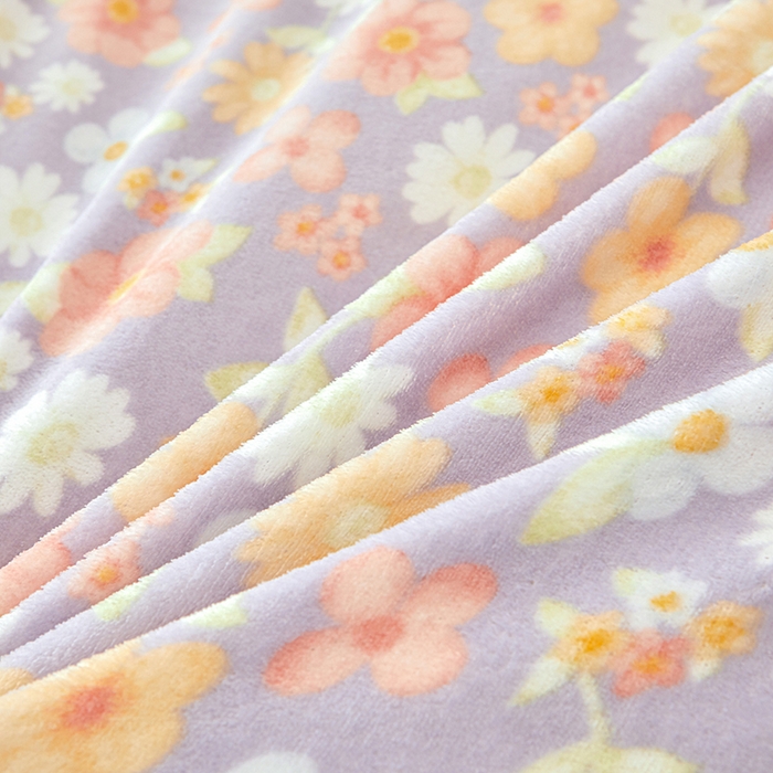 91家纺网 家纺一手货源 找家纺 艾裙海 2025新款蕾丝边牛奶绒床盖三件套 花漾-紫