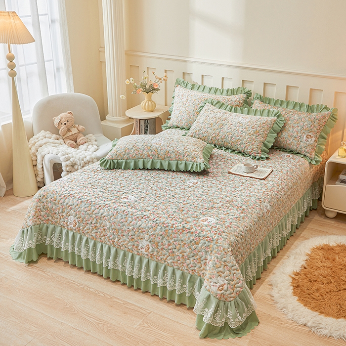 91家纺网 家纺一手货源 找家纺 艾裙海 2025新款蕾丝边牛奶绒床盖三件套 花间兔-绿