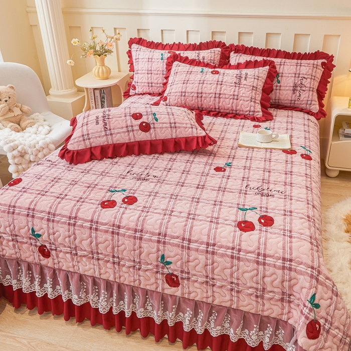 91家纺网 家纺一手货源 找家纺 （总）艾裙海 2025新款蕾丝边牛奶绒床盖四件套