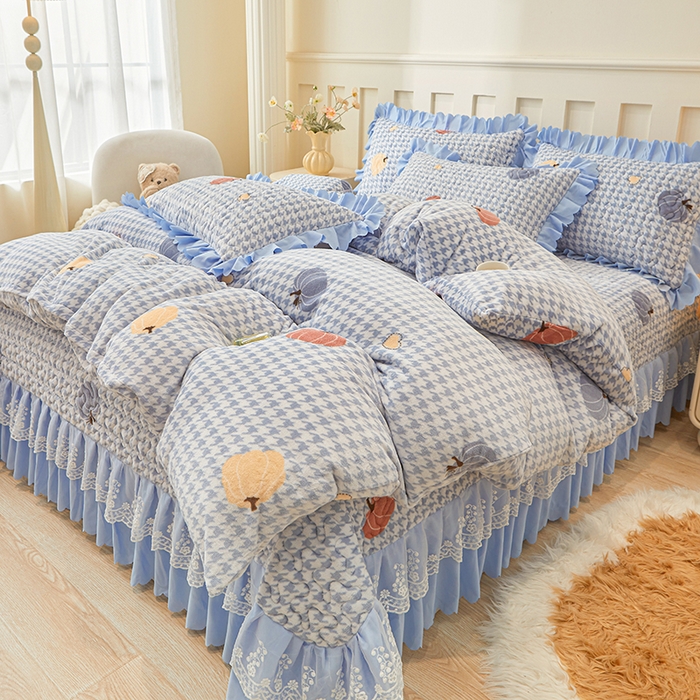 91家纺网 家纺一手货源 找家纺 （总）艾裙海 2025新款蕾丝边牛奶绒床盖四件套