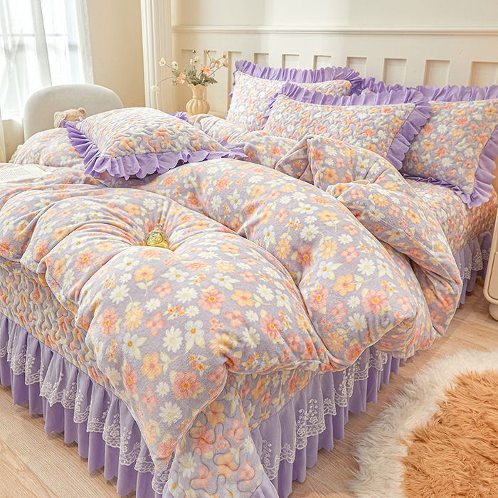 91家纺网 家纺一手货源 找家纺 （总）艾裙海 2025新款蕾丝边牛奶绒床盖四件套