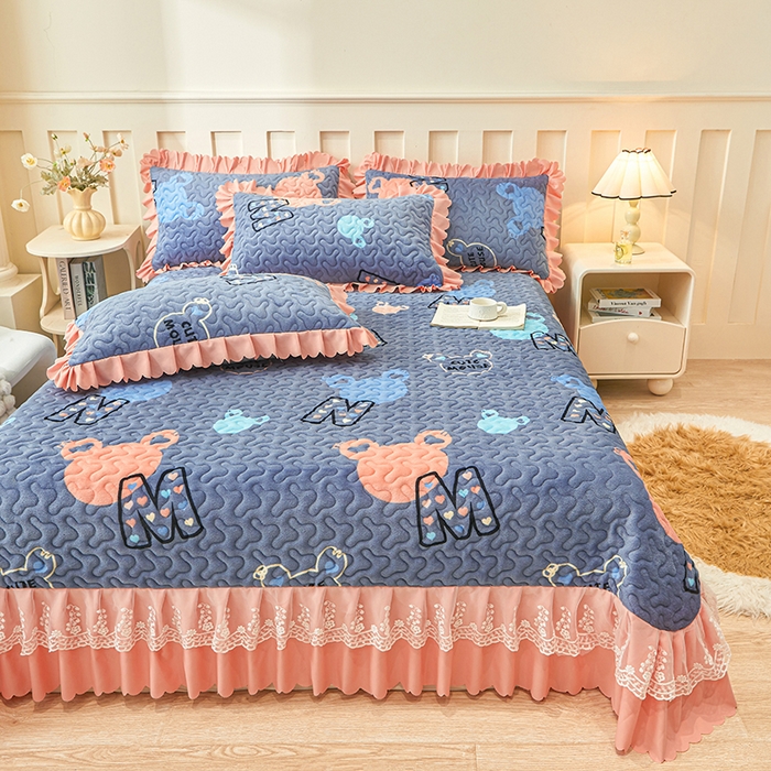 91家纺网 家纺一手货源 找家纺 艾裙海 2025新款蕾丝边牛奶绒床盖四件套 米奇妹妹