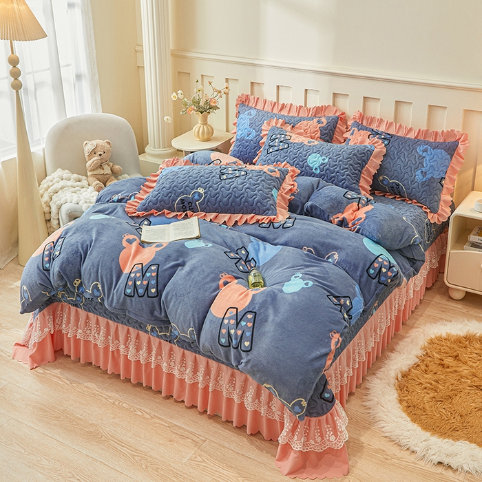 91家纺网 家纺一手货源 找家纺 艾裙海 2025新款蕾丝边牛奶绒床盖四件套 米奇妹妹