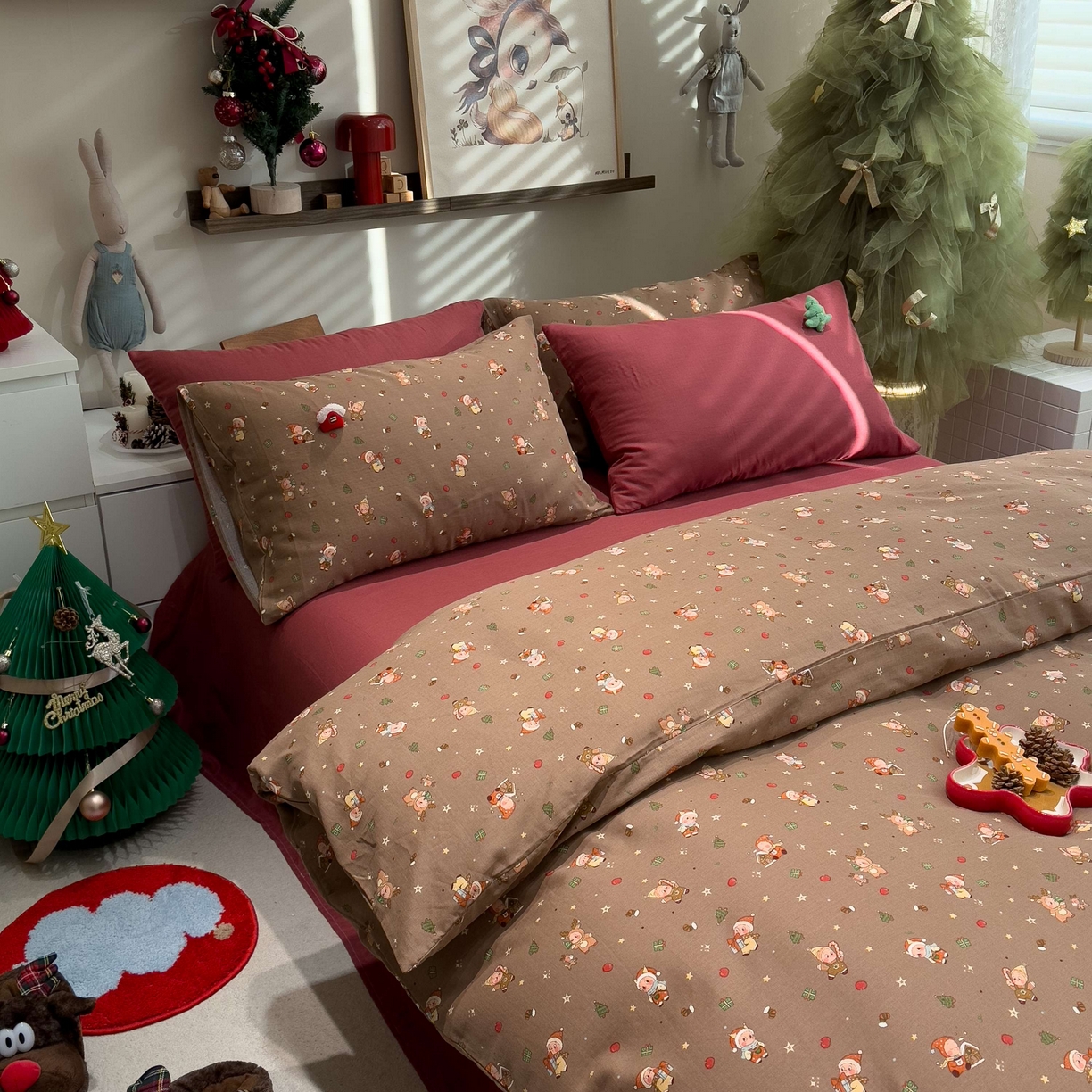 91家纺网 家纺一手货源 找家纺 呗旺鹿 2025新款全棉纯棉有氧双层纱圣诞气氛款四件套 圣诞手账 咖