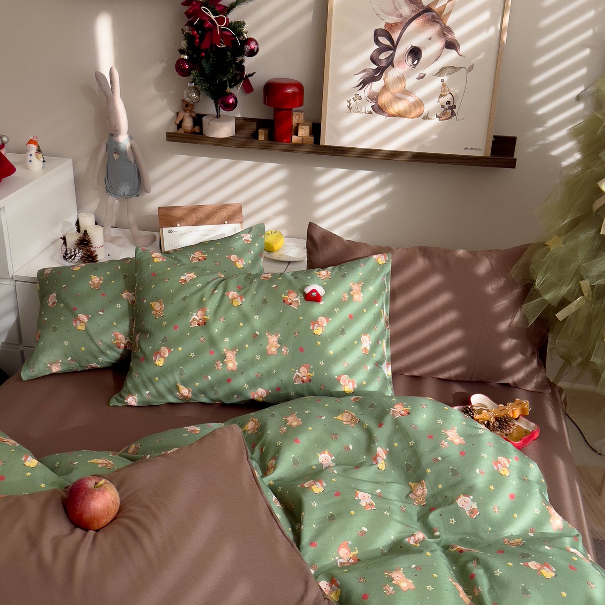 91家纺网 家纺一手货源 找家纺 呗旺鹿 2025新款全棉纯棉有氧双层纱圣诞气氛款四件套 圣诞手账 绿
