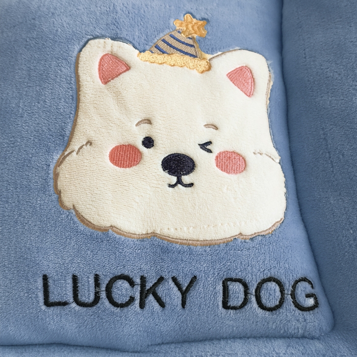 91家纺网 家纺一手货源 找家纺 2025新款纯色牛奶绒贴布绣床垫床褥子床褥垫 蓝色