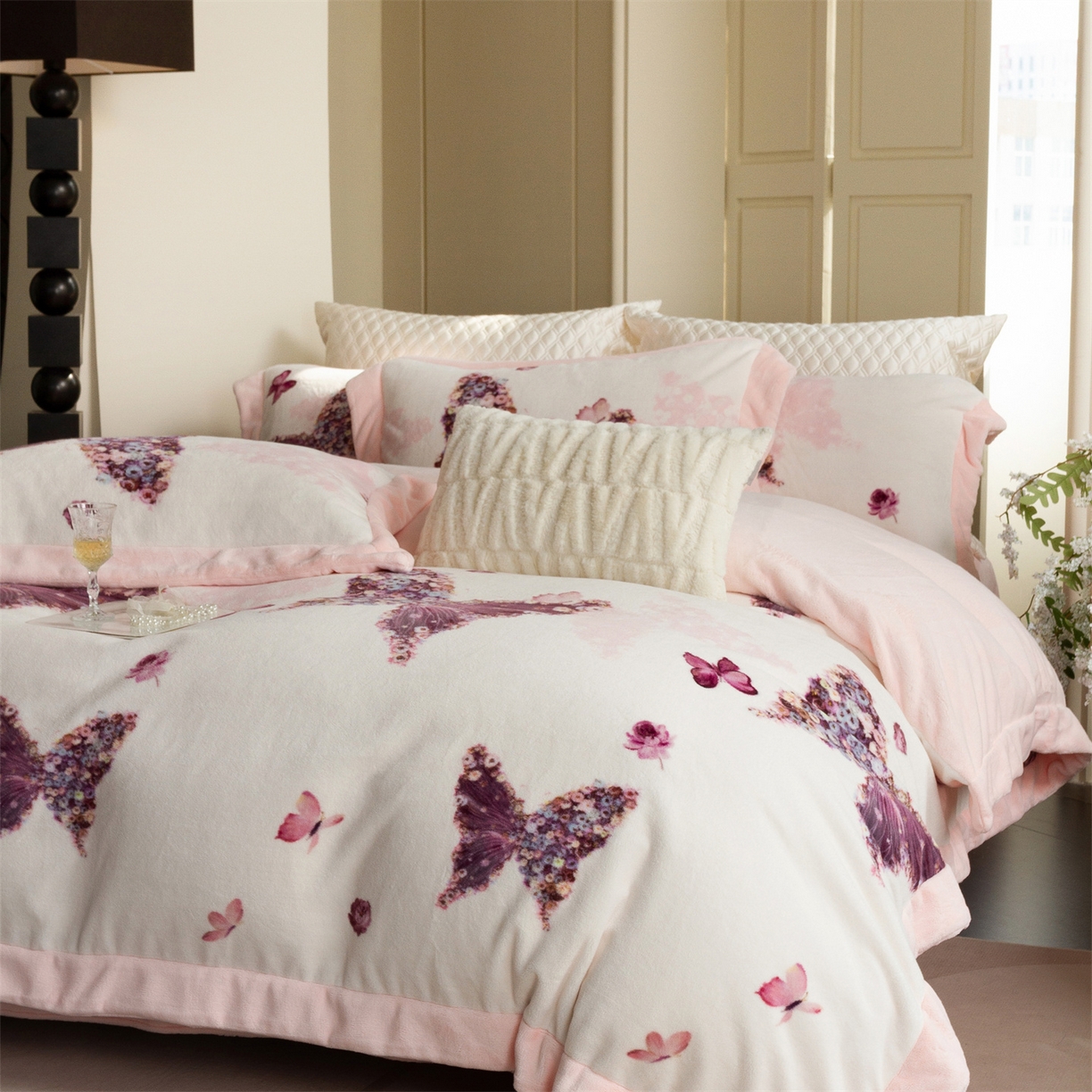 91家纺网 家纺一手货源 找家纺 （总）馨蕊 2025新款意大利进口煦暖绒拼角工艺秋冬轻奢煦暖绒系列四件套-绒澜心 会员-10【券后控价338/358】