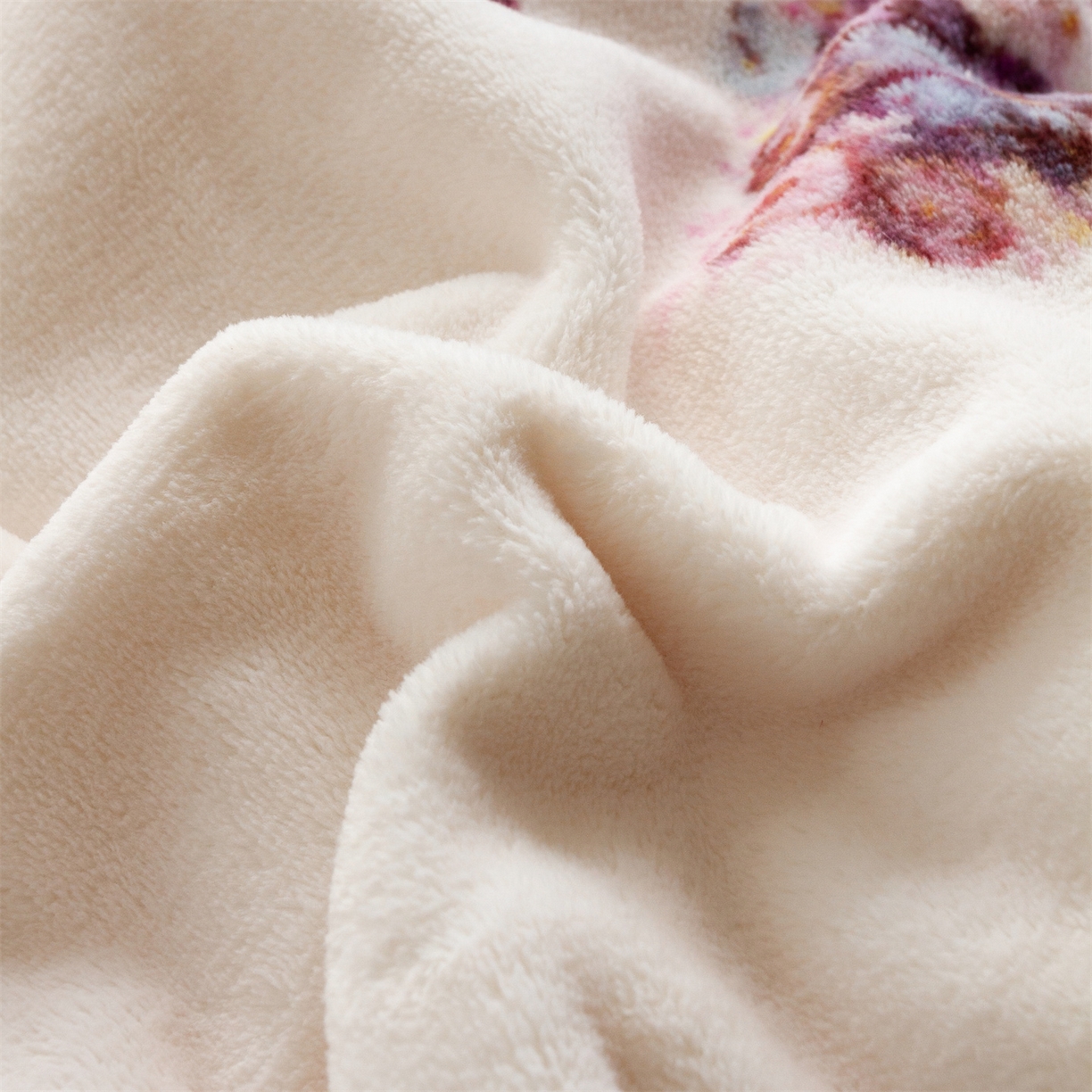 91家纺网 家纺一手货源 找家纺 （总）馨蕊 2025新款意大利进口煦暖绒拼角工艺秋冬轻奢煦暖绒系列四件套-绒澜心 会员-10【券后控价338/358】