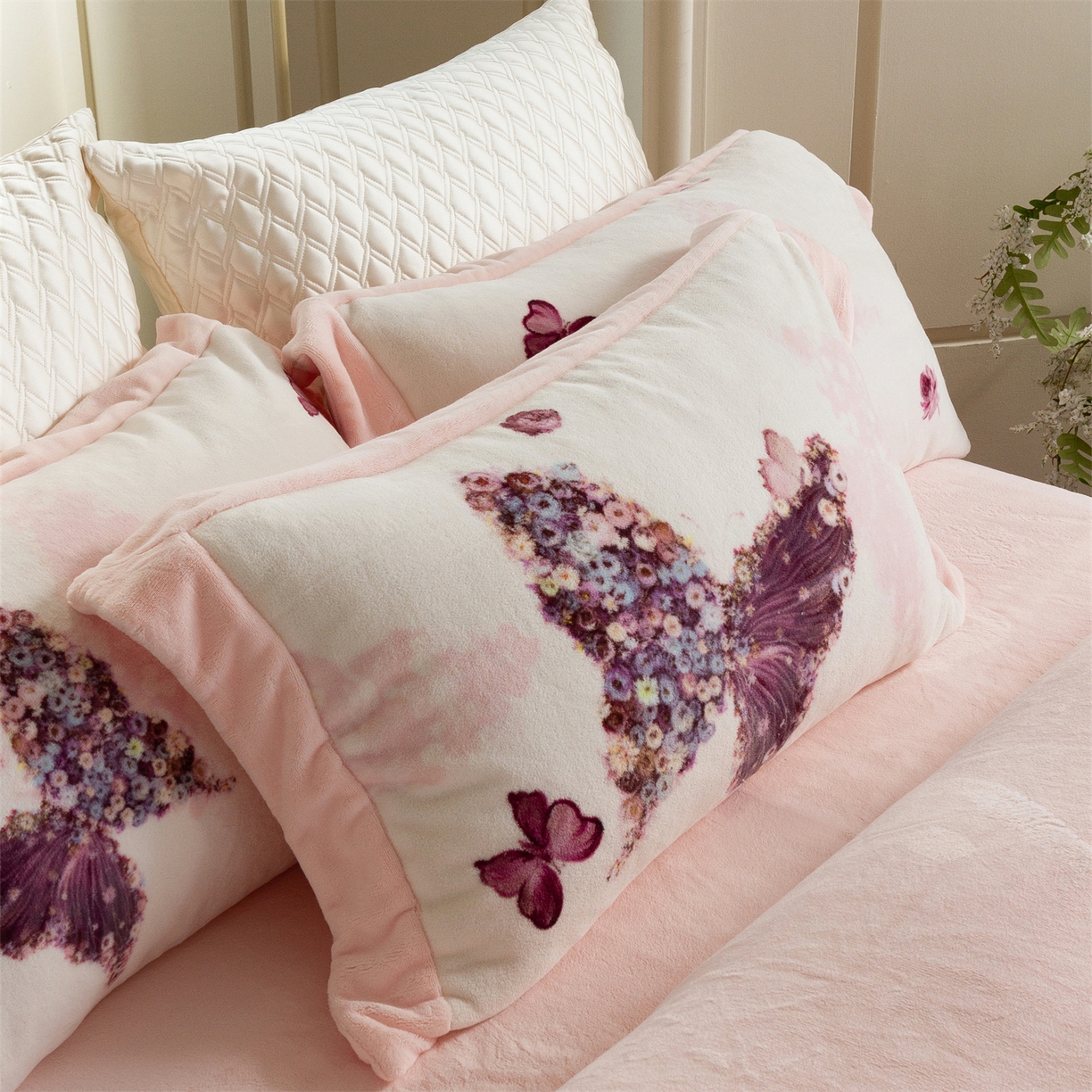 91家纺网 家纺一手货源 找家纺 （总）馨蕊 2025新款意大利进口煦暖绒拼角工艺秋冬轻奢煦暖绒系列四件套-绒澜心 会员-10【券后控价338/358】